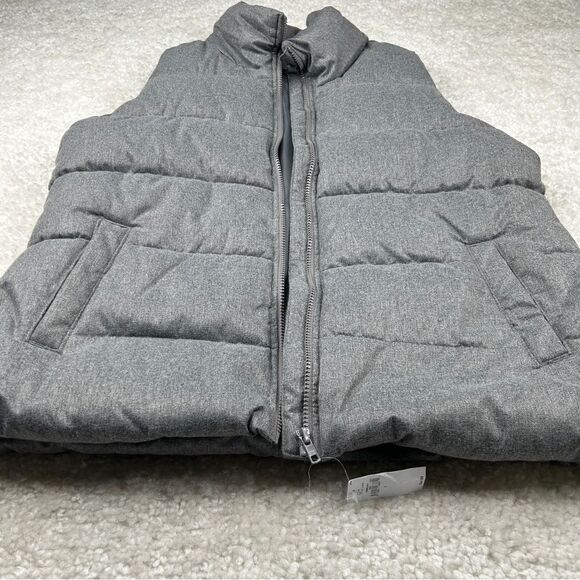 Old Navy Frost Free Zip Up Puffer Vest Gray NEW - Picture 2 of 9